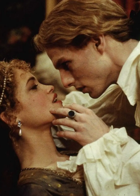 Real vampires love Vampire Rave.